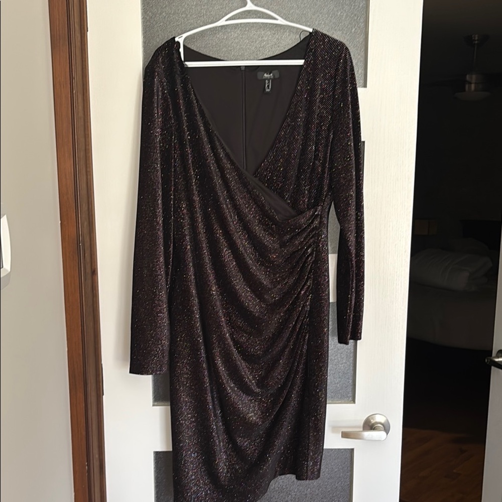 Elegant Black/Plum Dress with Subtle Sparkle
